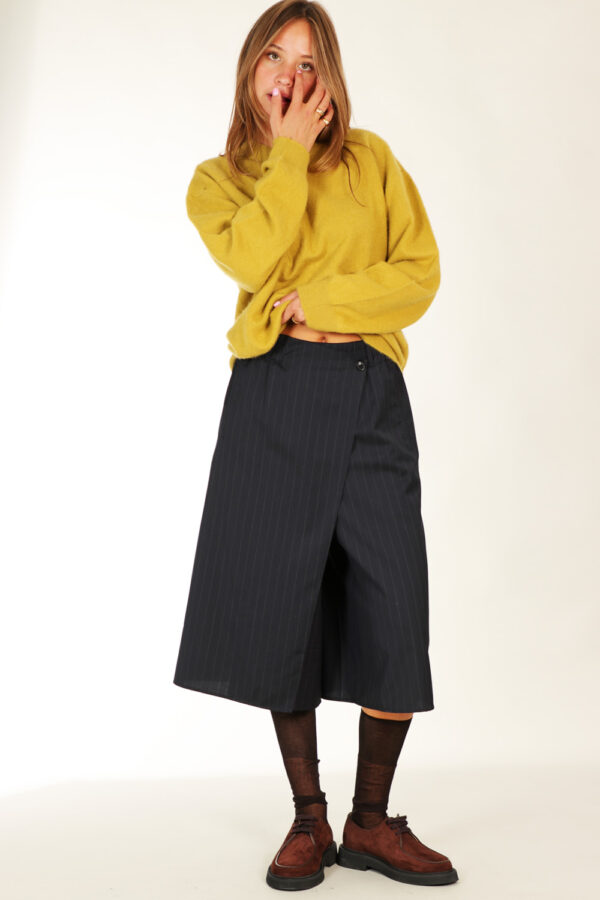 6397 <span> Wrap Short