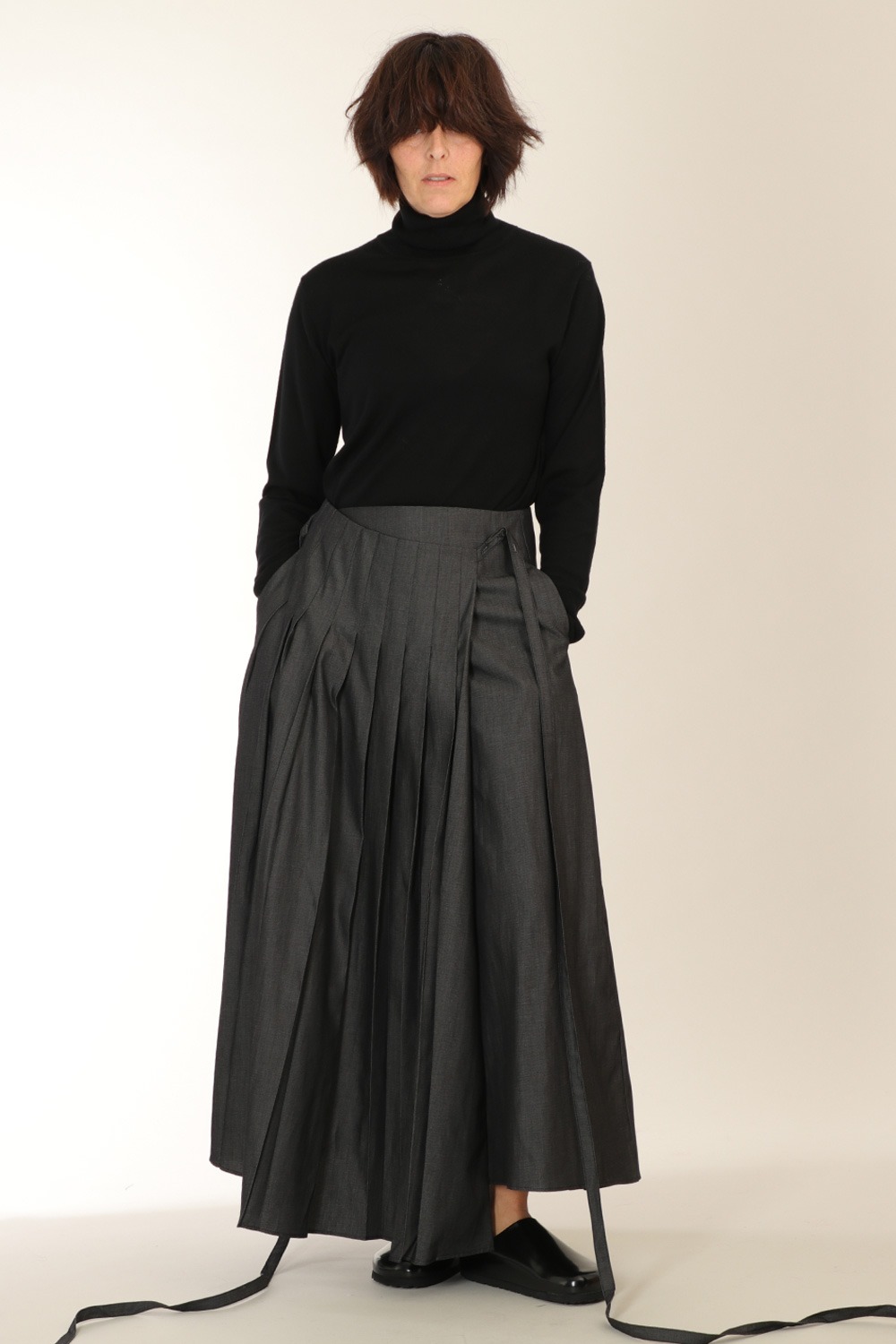 6397 <span> Wrap Pleat Skirt