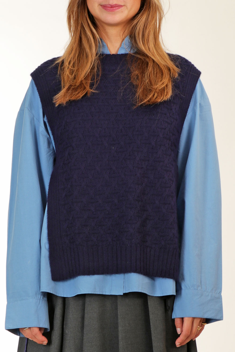 a-t-w-o-o-d <span> Bodil Vest - Image 2