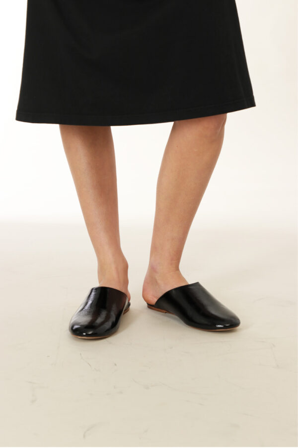 A.P.C. <span> Mule Sandals