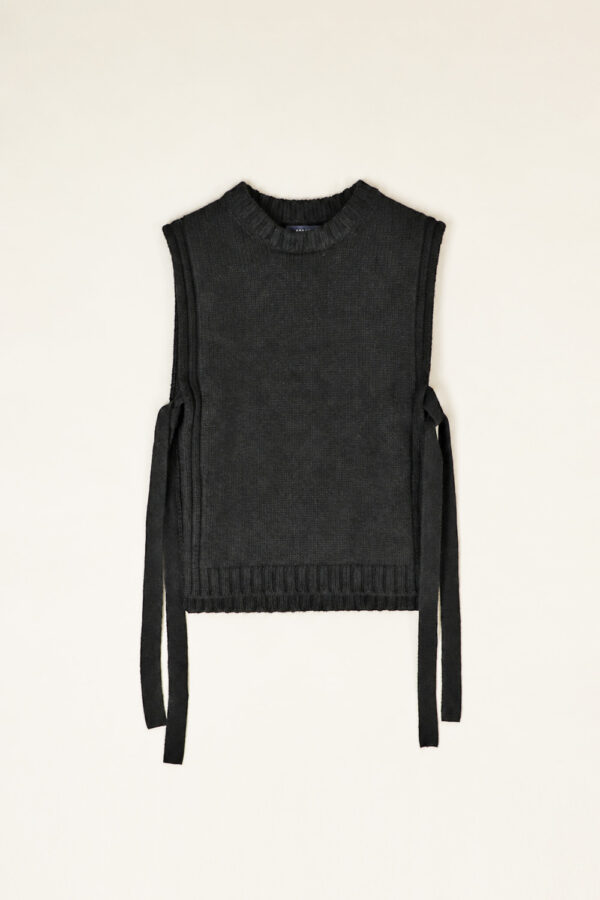 Soeur <span> Uzel Vest